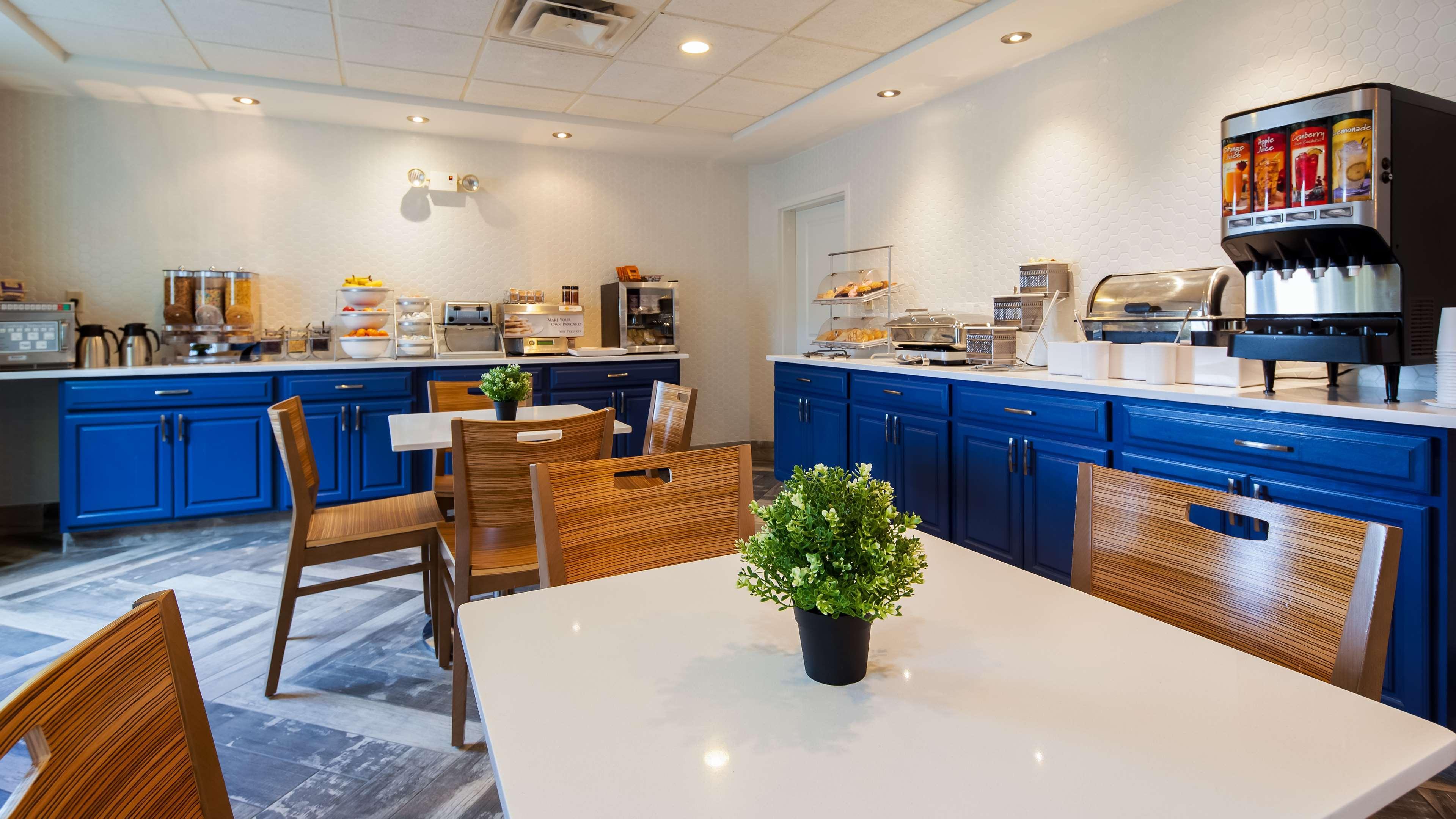 Best Western Plus Newport News Eksteriør bilde
