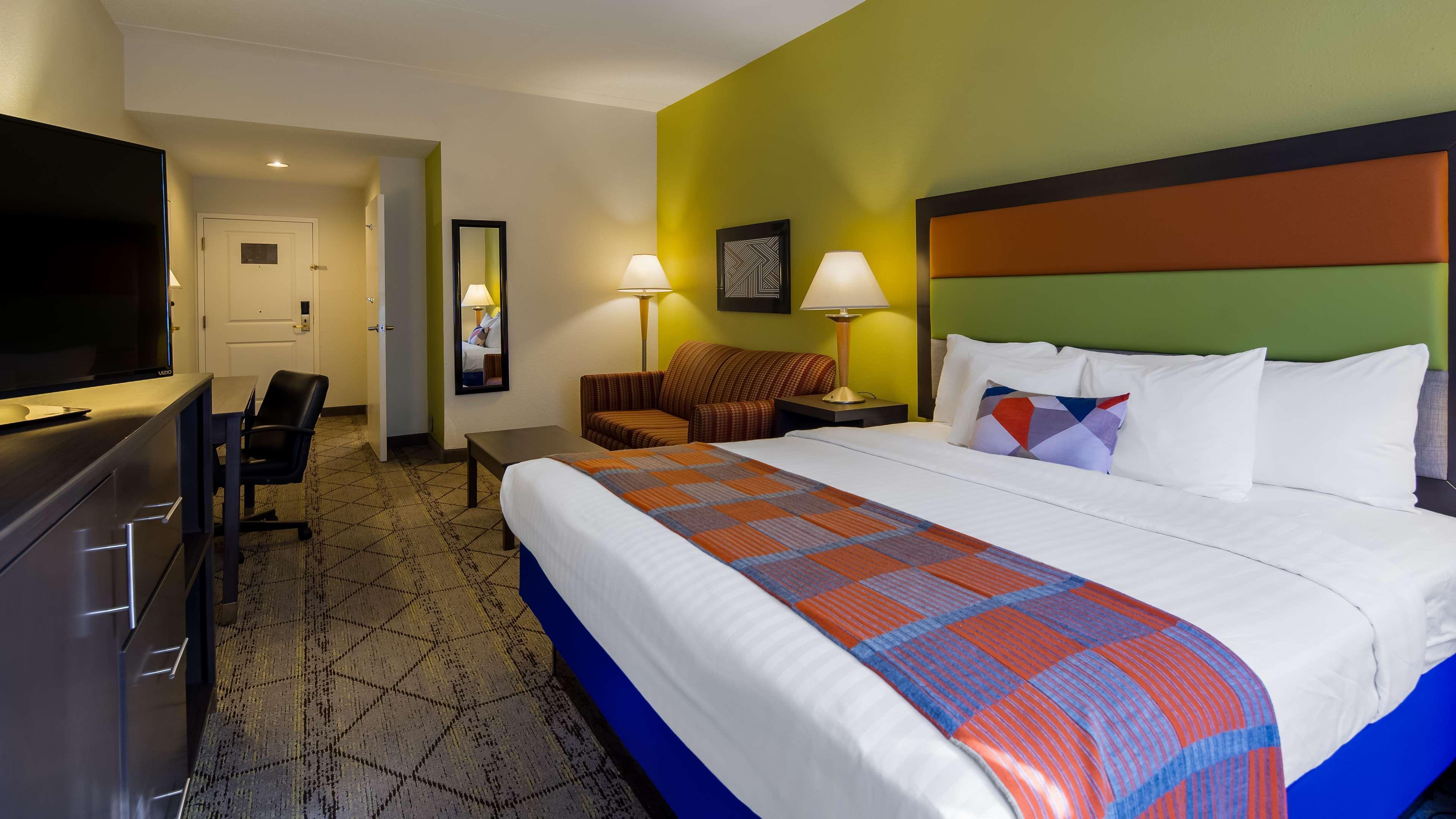 Best Western Plus Newport News Eksteriør bilde