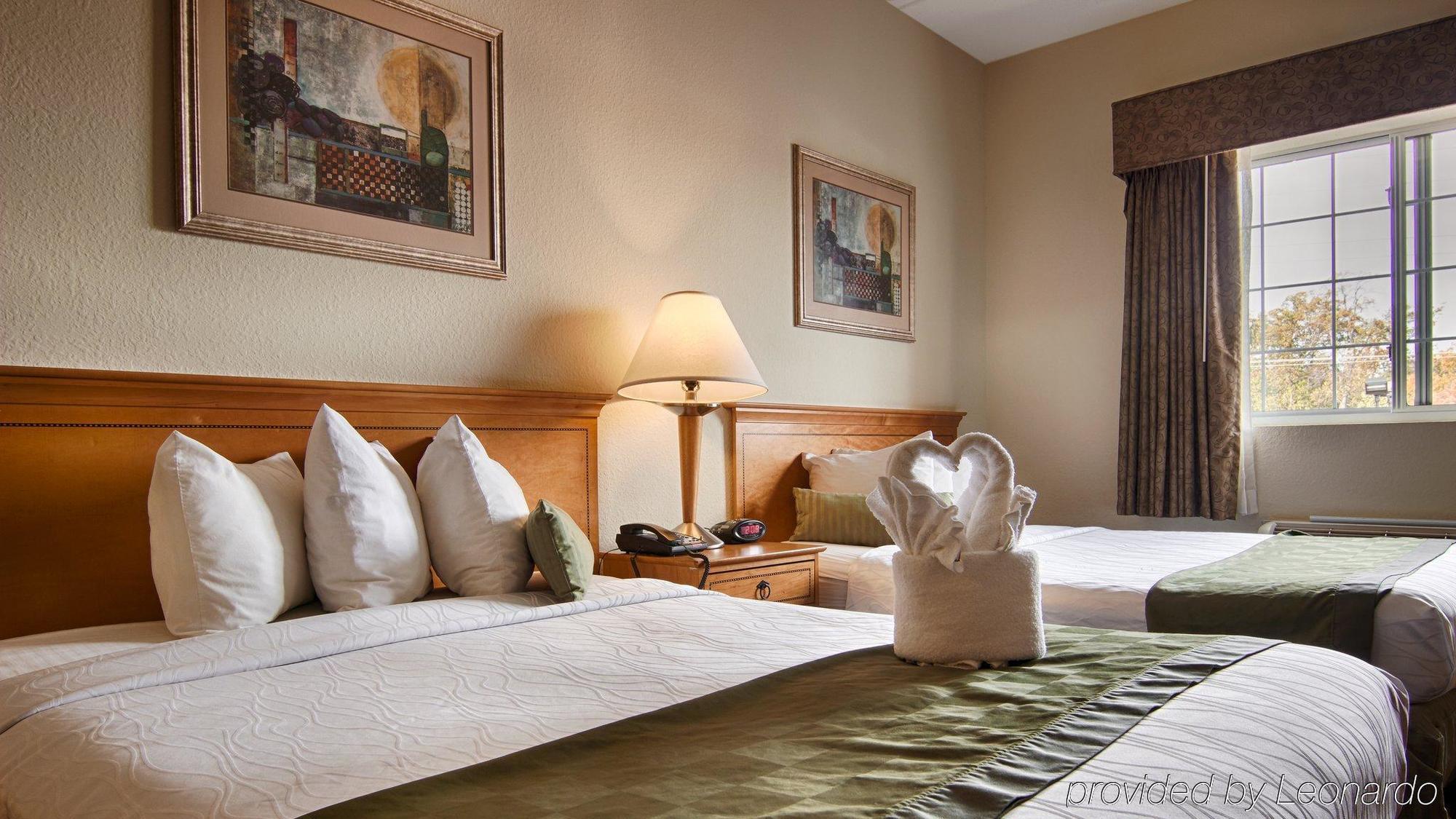 Best Western Plus Newport News Eksteriør bilde